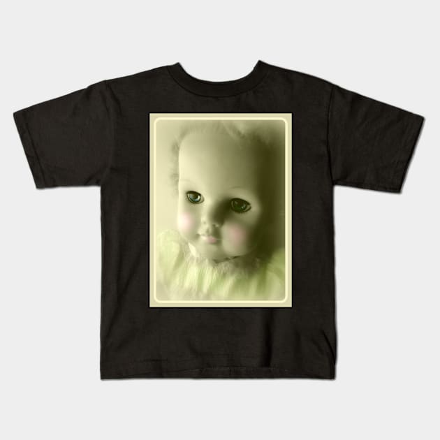 Antique Doll Kids T-Shirt by MAMMAJAMMA